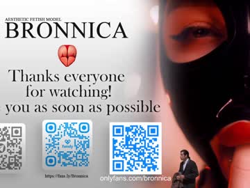 girl
        bronnica cam image #4263520