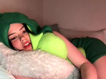 girl
        littlesugarpea cam image #1039877