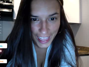 girl
        ohanna_ cam image #83183
