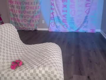 girl
        hexivu cam image #5774578