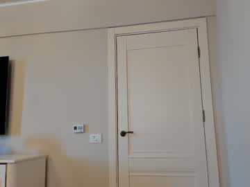 girl
        devyale cam image #6889885