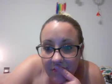 girl Live Cam Girls Love To Strip Naked For Their Viewers with lexiskyy06