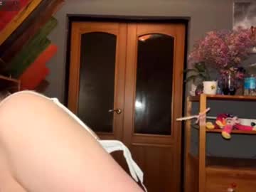 girl
        naughty_dreams_xo cam image #6741150