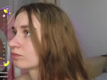 girl
        lolliruth cam image #6778798