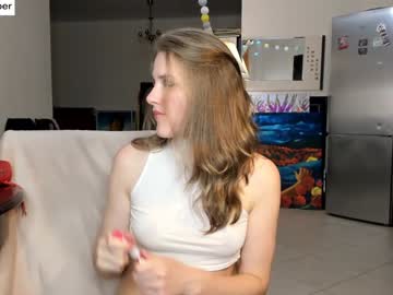 girl
        palach2323 cam image #4444333