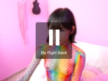 girl
        little_effy18_ cam image #6397727