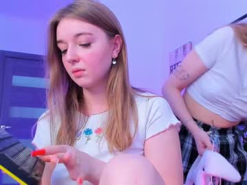 girl
        elizabeth__gray cam image #849149