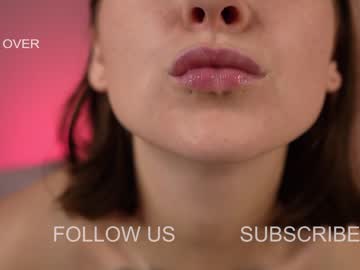 girl
        sexclusive_mj cam image #1057622