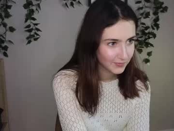 girl
        sophiaheidi cam image #2640139