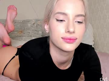 girl
        katebremar cam image #6491536