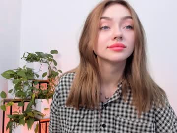 girl
        elizabeth__gray cam image #727607