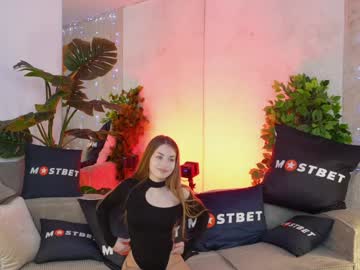 girl
        anabel2054 cam image #5683292
