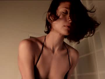 girl
        evatango cam image #162913