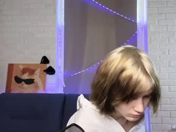girl
        lizbethbiglow cam image #4966048