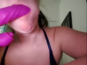 girl
        selfcaregirl cam image #3236049