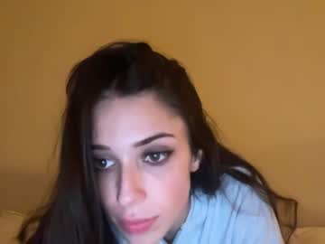 girl
        ariacutiee cam image #1508072