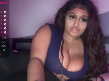 girl
        blackgurlkitty cam image #941584