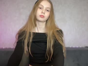 girl
        lizzy_cutie cam image #5087642