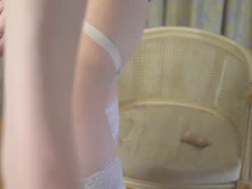 girl
        shirleywhitney cam image #3128465