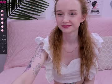 girl
        hillikitt cam image #904582