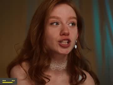 girl
        lizzy_blaze cam image #5694561