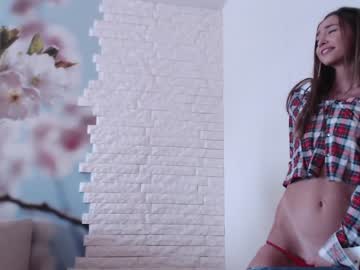 girl
        mazzanti_ cam image #2780507