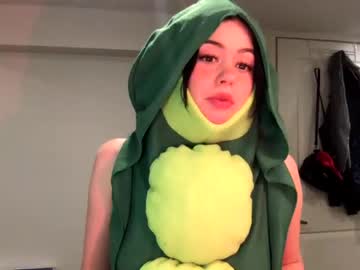 girl
        littlesugarpea cam image #1045771