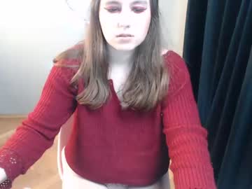 girl
        mija_mari cam image #475710