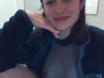 girl
        cukqueen436282 cam image #1879447