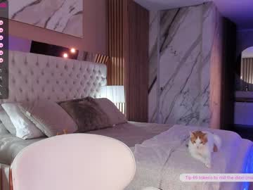 girl
        abie_owen cam image #2024433
