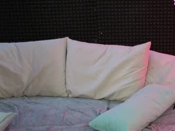 couple
        honey_bunny_96 cam image #6562855