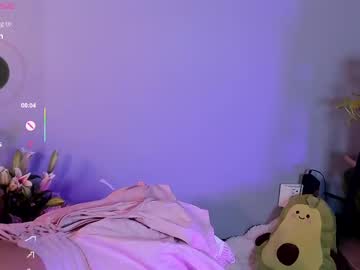 girl
        scarlett1_ cam image #6239503