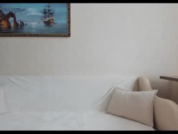 girl
        tixxxy cam image #4346654