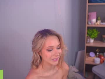 girl
        telladreamer_ cam image #5597717
