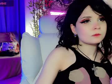 girl
        ronnie_neko cam image #3509407