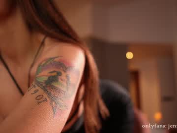 girl
        therealbonnieclydex cam image #3530832