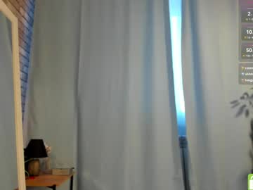 couple
        little_nut cam image #5666982