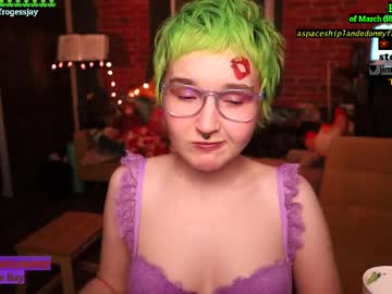 girl
        frogessjay cam image #6347889