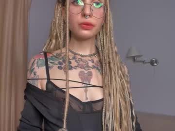 girl
        anabelmoons cam image #6268903