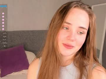 girl
        cutie_bomb cam image #277473
