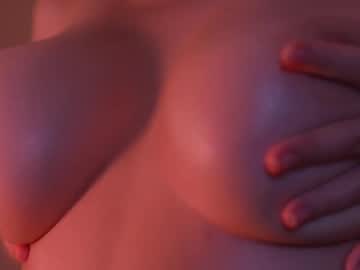 girl
        lorienn cam image #6881379