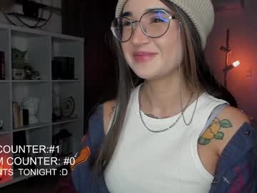 girl
        lonelly_lolly98 cam image #2677091