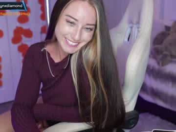 girl
        ashlyndiamond cam image #2821365