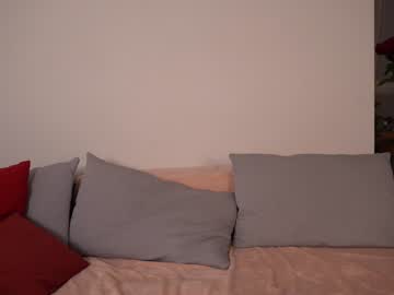 girl
        toxl cam image #2416883