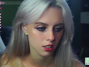 girl
        audreycarvin cam image #4525247