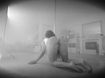 girl
        hannahjames710 cam image #1628432