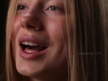 girl
        kateharrise cam image #4597669
