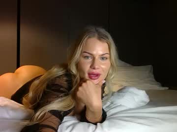 girl
        melicherry cam image #5232852