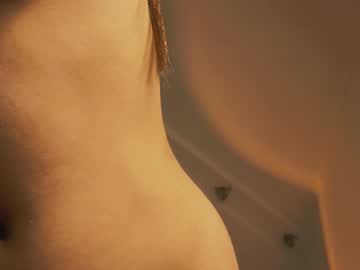 girl
        aryamirelle cam image #6613595