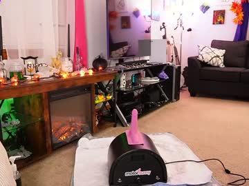 girl
        emmasky69 cam image #5342983
